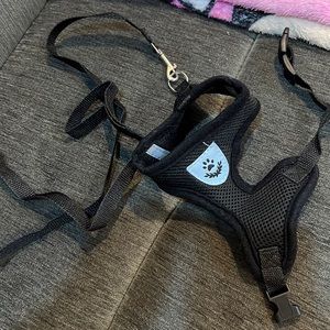 BRAND NEW COLLER FOR SMALL DOGS AND CATS